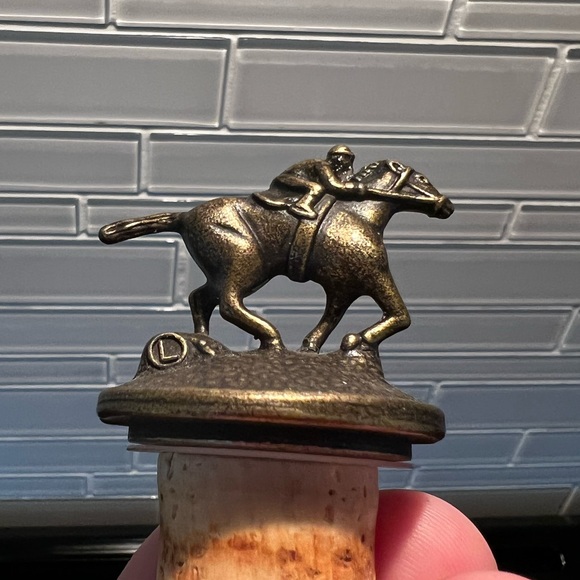 Blantons Bourbon bottle stopper - Two Letters - Picture 4 of 5